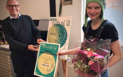 Plakaten til Aprilfestival 2022 er klar til kamp