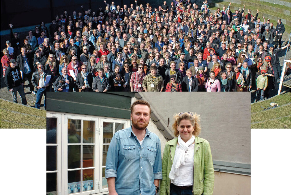 Der skal også sælges forestillinger…