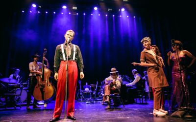 Mylder af unge på Aarhus Teater