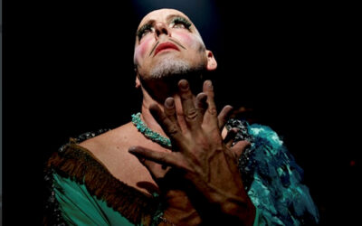 Kærlighedsessens i emne-hot musikteater-gryderet