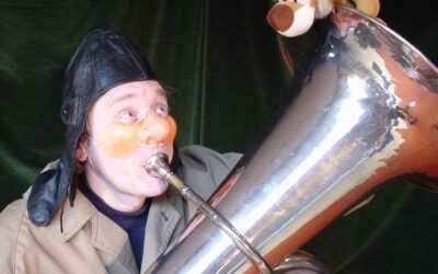 En tumling og hans tuba